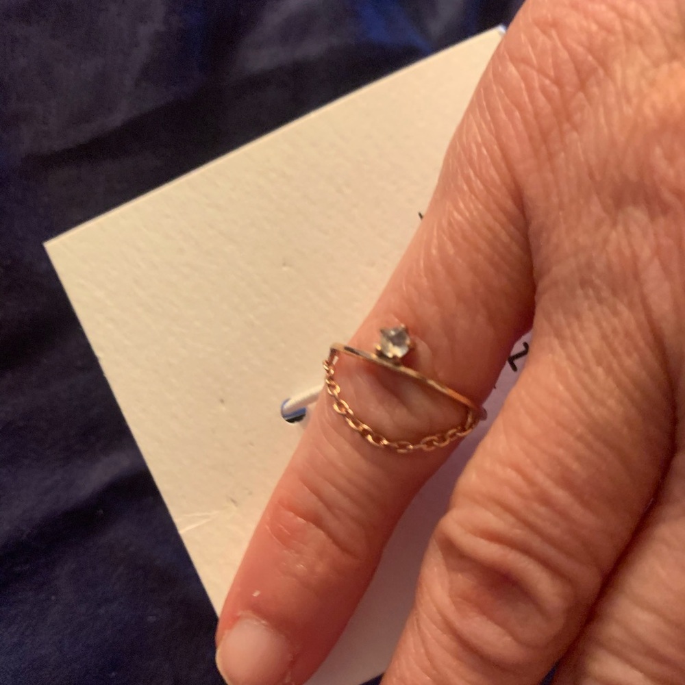 🎩 Pura Vida - Delicate Chain Ring - Picture 4 of 7